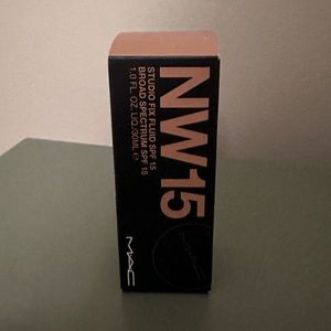 MAC Studio Fix Fluid SPF15 Foundation Unopened New 1.0 ounces NW15